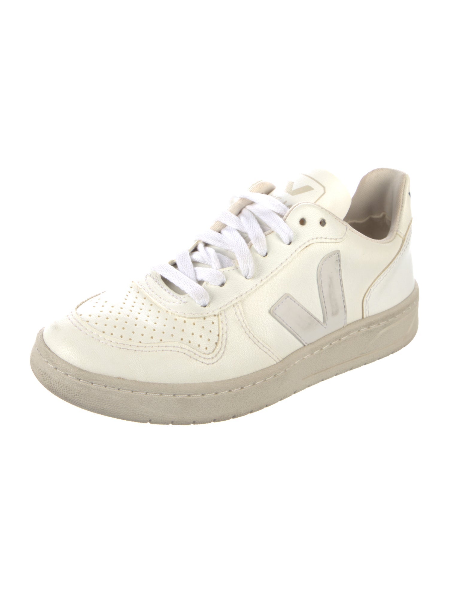 Vejas Leather Sneakers